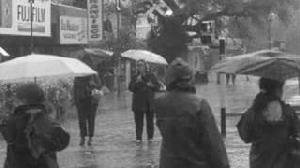 Erik-Satie-bajo-la-lluvia-mp3-image.jpg